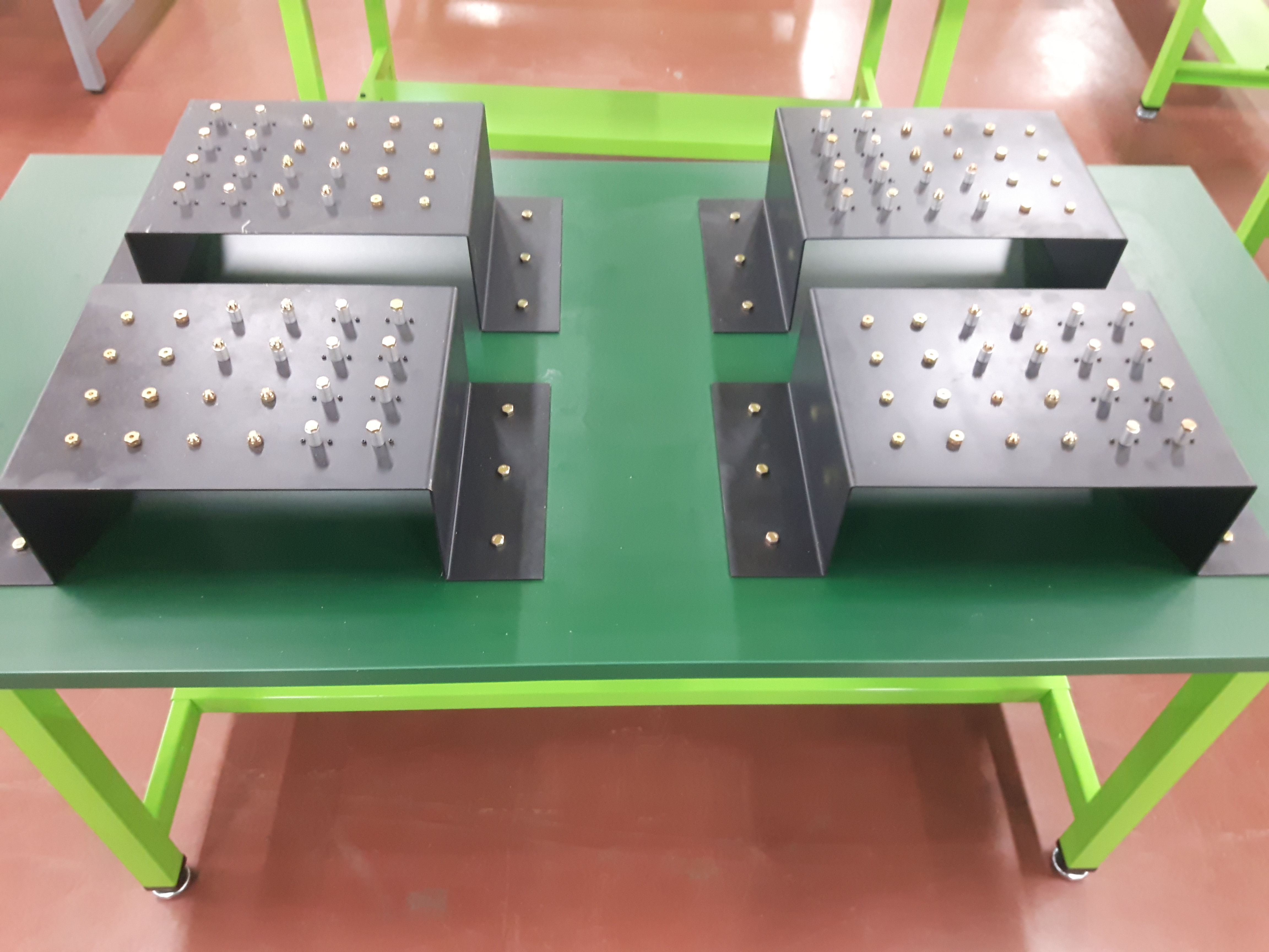 Safetywire & Cotterpin Workingtable