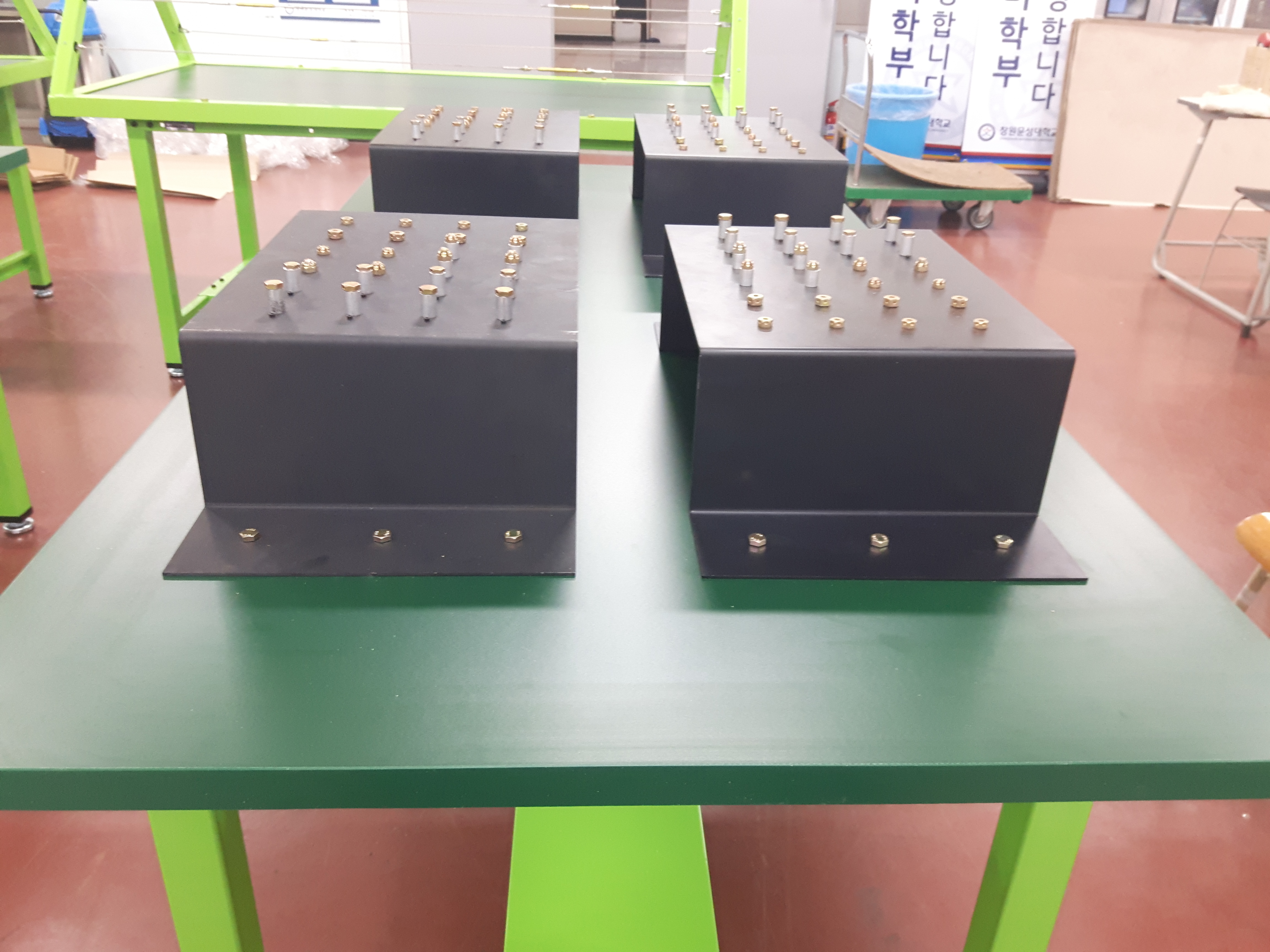 Safetywire & Cotterpin Workingtable